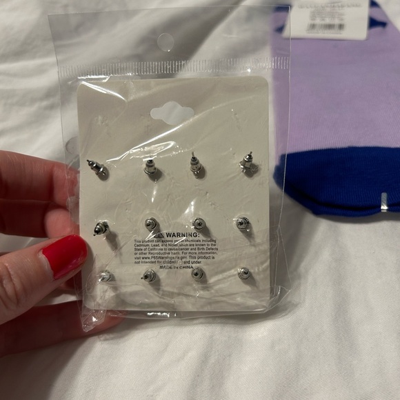 Cute Monster Character Socks and Animal Earrings Set - Picture 6 of 8